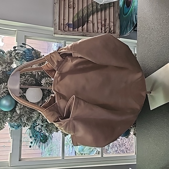 Loewe beige  Nappa Leather Handbag - Picture 4 of 11